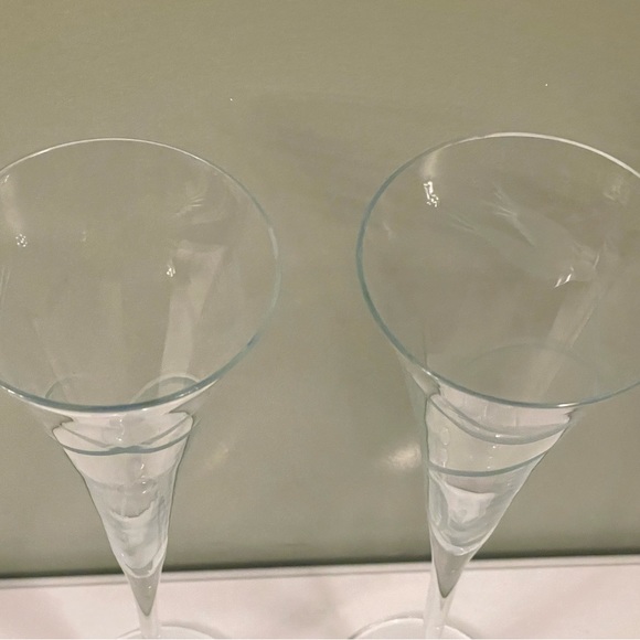 Pair Of Tall Champagne Flutes ~ European Handmade Crystal With Etching ~ 7oz - Picture 4 of 6